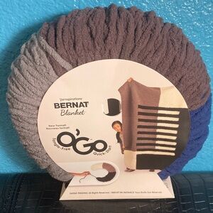 NWT Bernat Blanket O'Go Quick Start Yarn Color: London